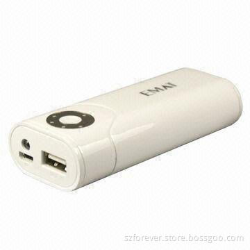 Portable Power Source with 4,400mAh/3.7V Battery Capacity